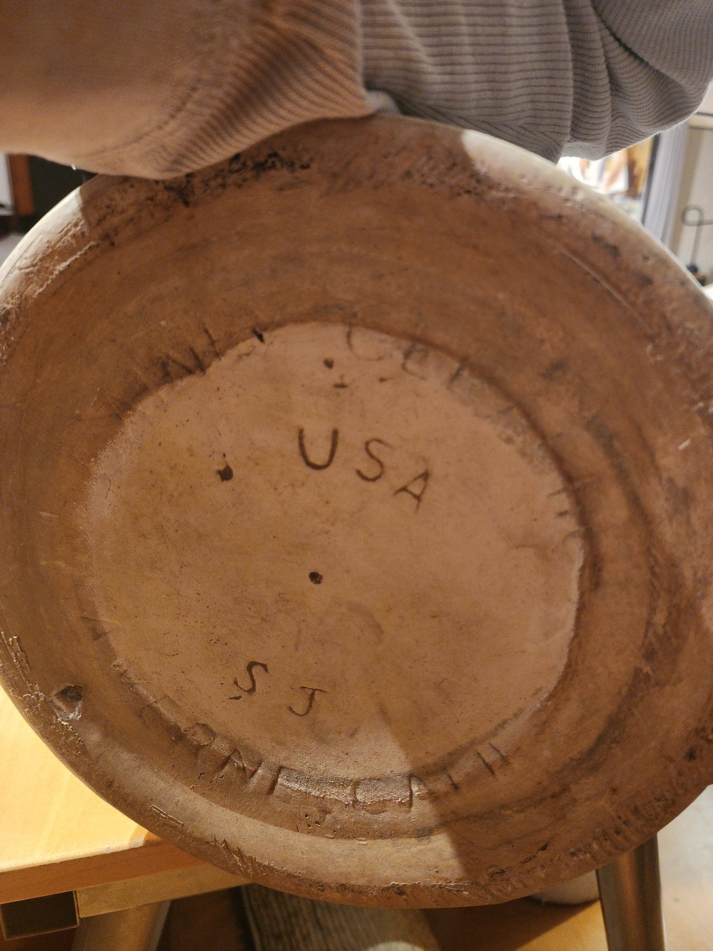 Iconic Tall Mid - Century Vases by Gainey Ceramics - 1 - MCMODSTORE