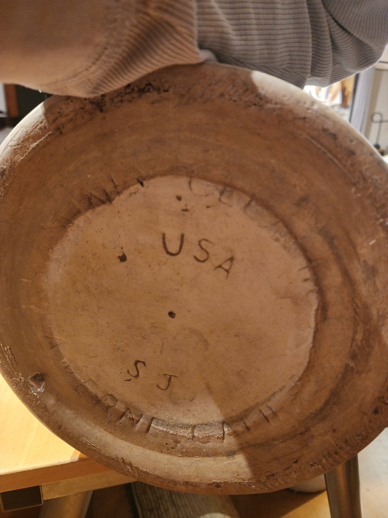 Iconic Tall Mid - Century Vases by Gainey Ceramics - 1 - MCMODSTORE