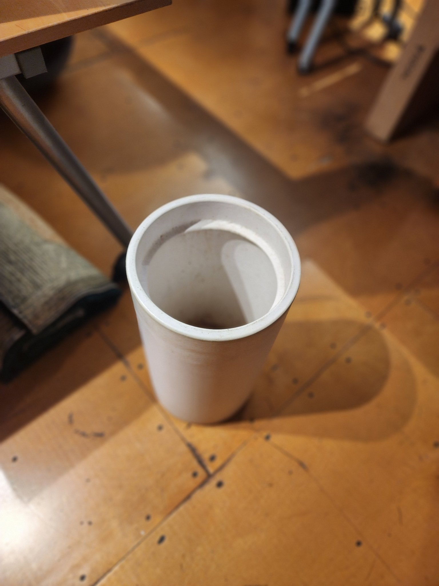 Iconic Tall Mid - Century Vases by Gainey Ceramics - 2 - MCMODSTORE