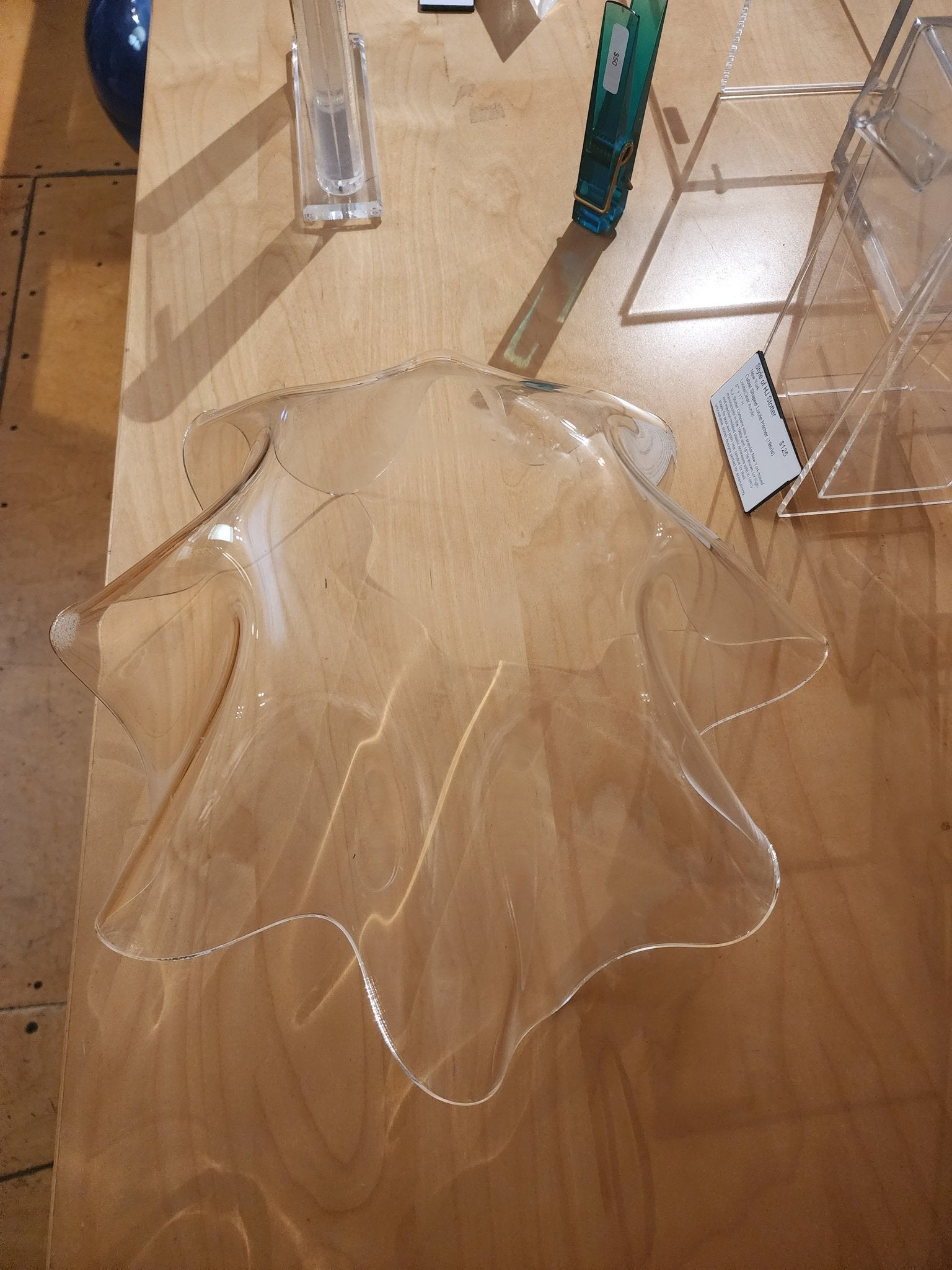 Lucite Hankerchief Bowl - MCMODSTORE