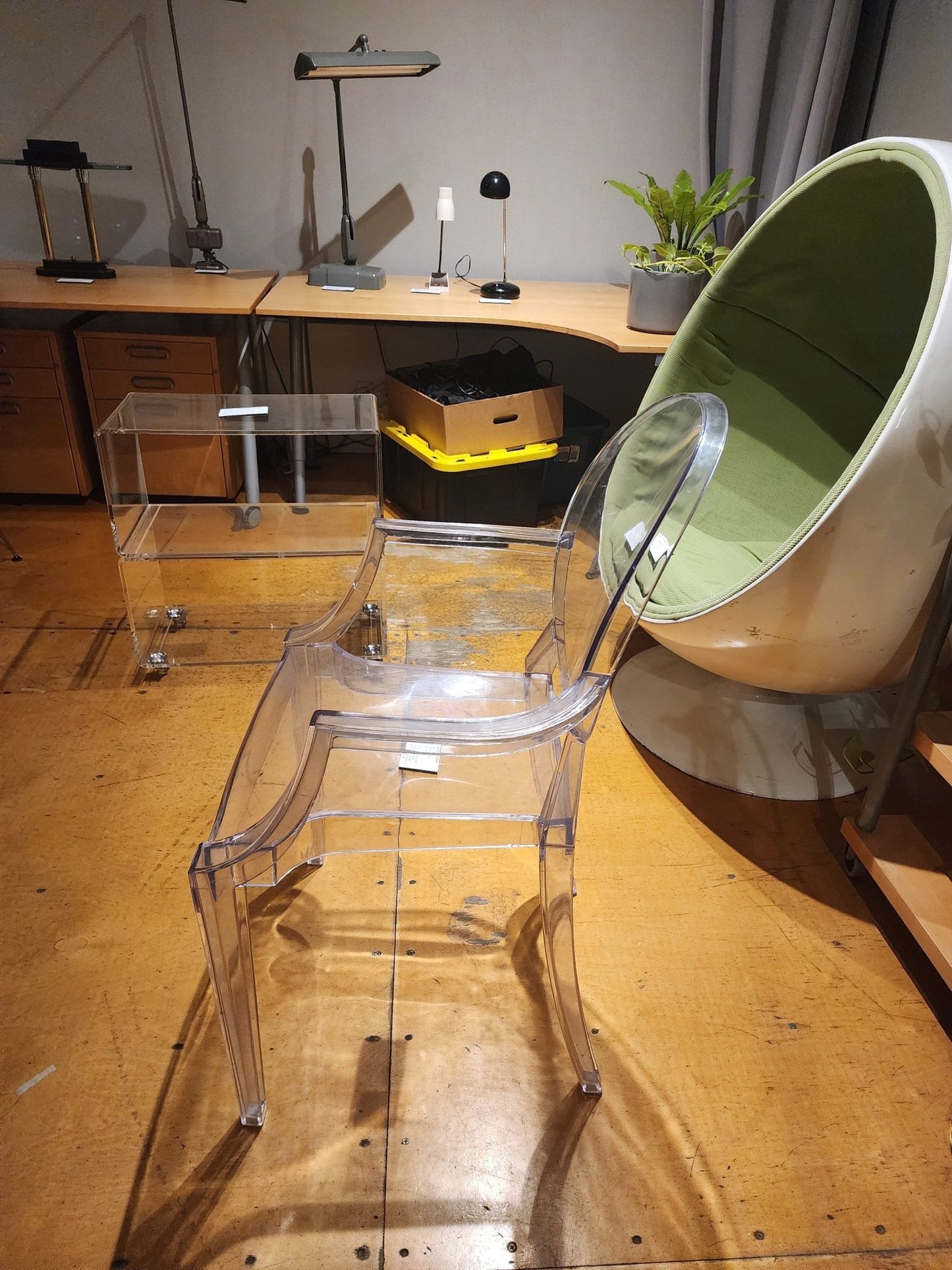 Style of Phillipe Starck "Ghost Chair" - MCMODSTORE